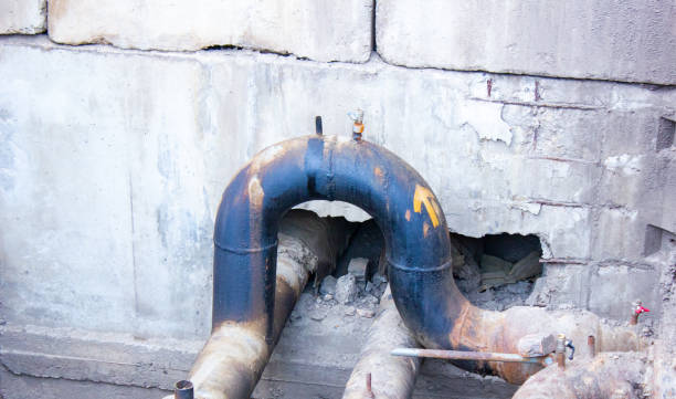 Best Water damage restoration services  in Farr West, UT